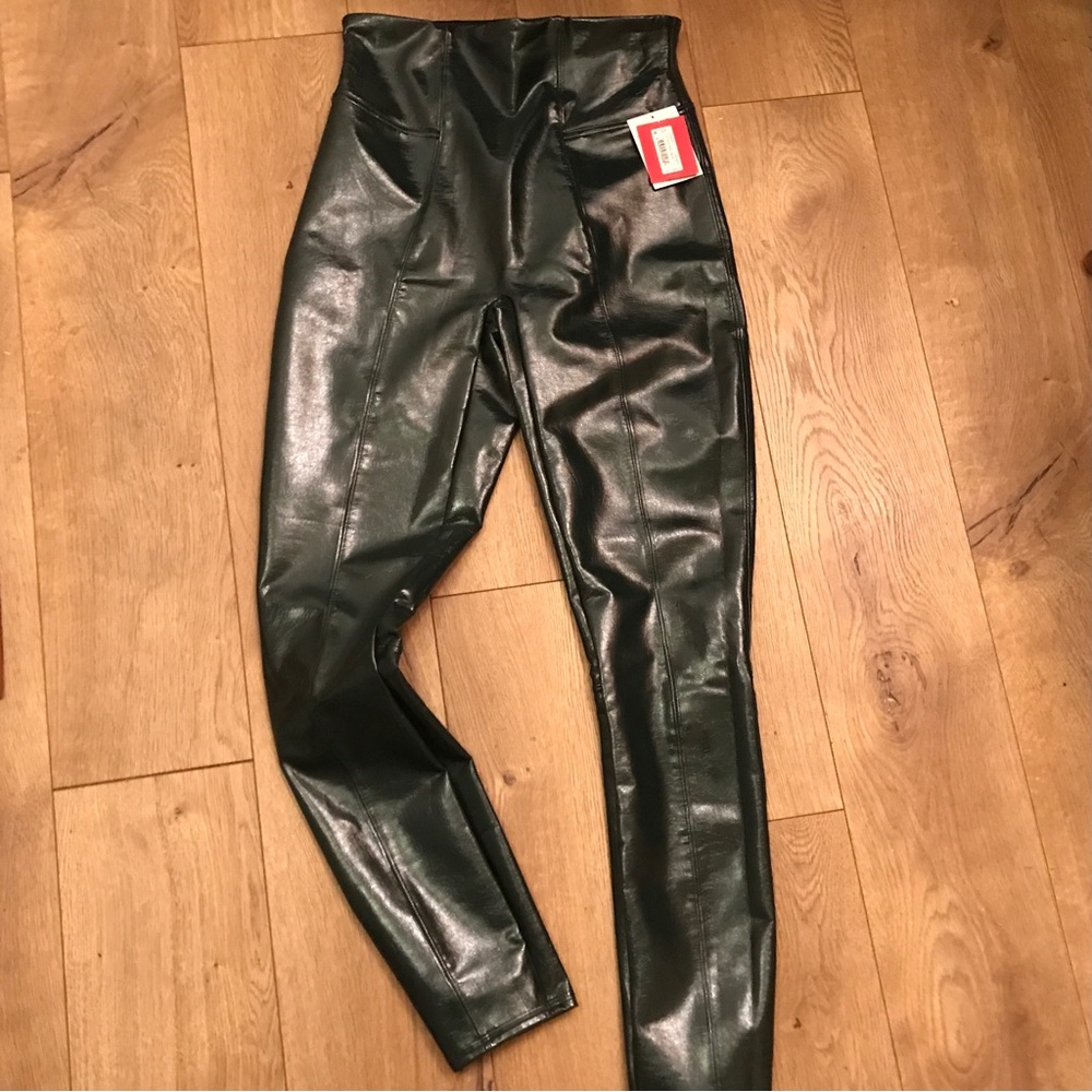 Spanx deep green faux patent leather leggings size small